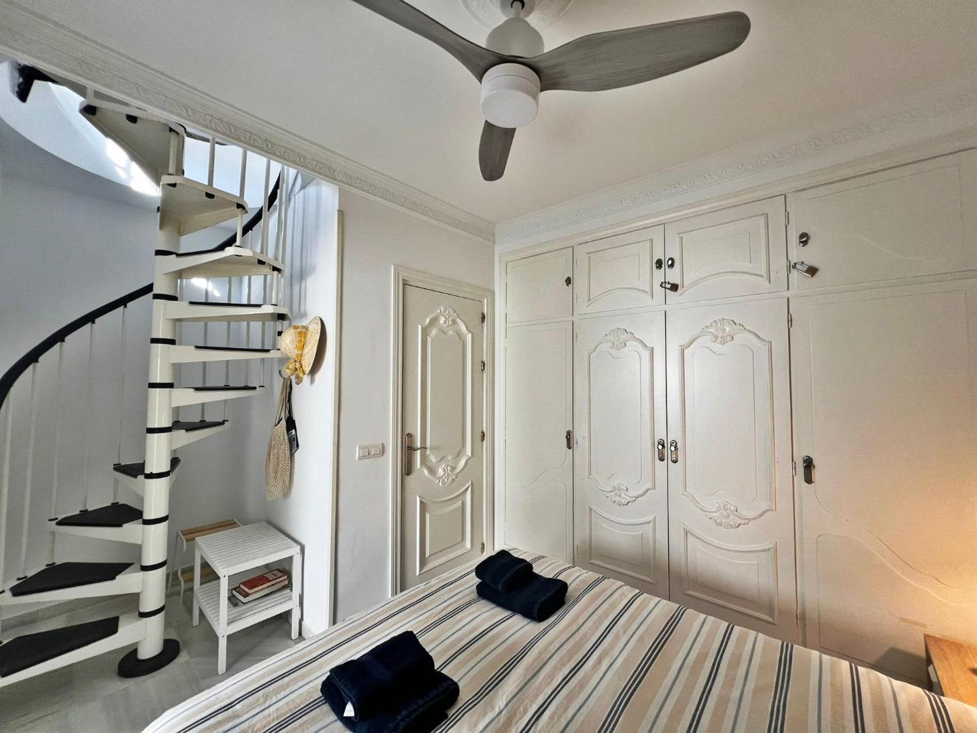 Apartamento Coqueto Atico De Playa Fuengirola Exterior foto